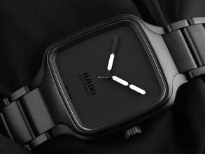 Thumbnail von Rado True Square Undigitial Ref.R27075152 2025 Full Set Ungetragen