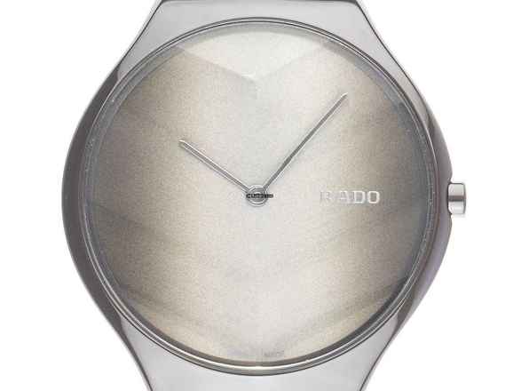 Rado True Thinline High-Tech Ceramic Ref.R27121302 2025 Full Set Ungetragen 