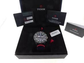 Thumbnail von Tudor Pelagos Fxd Chrono Alinghi Carbon Neu und ungetragen 05/2024 im Full Set 43 mm </h1>