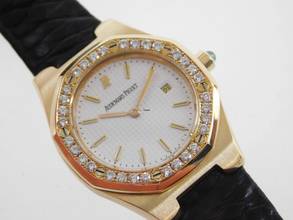 Thumbnail von Audemars Piguet Royal Oak 18 Karat Gelbgold Royal Oak Medium mit original Brillantbesatz,Datum 28 mm Faltschließe </h1>