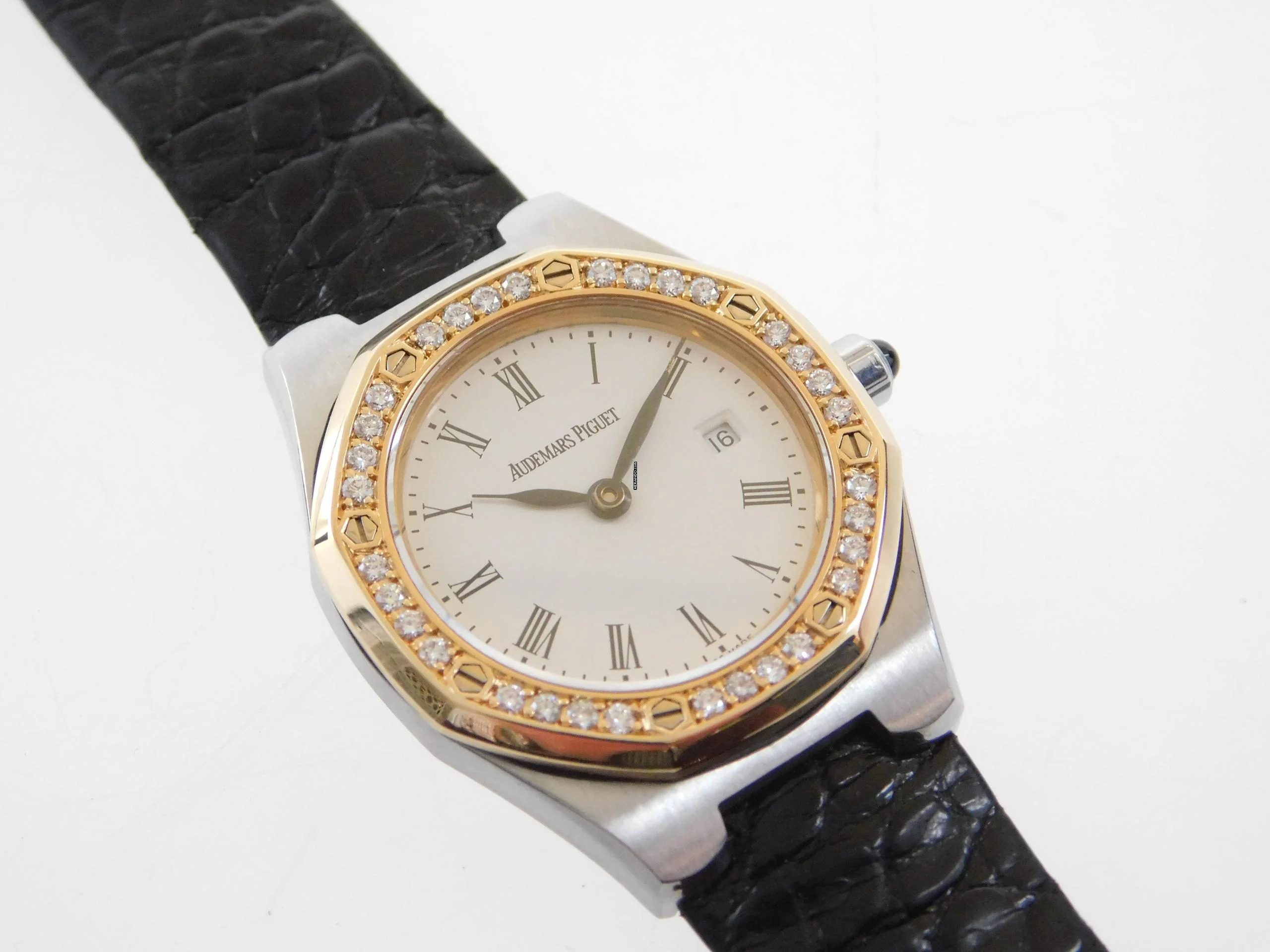  Audemars Piguet Royal Oak Medium mit original Brillantbesatz Stahl Gold Datum 28 mm Faltschließe </h1> 