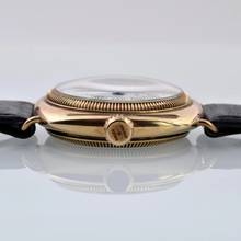 Thumbnail von Rolex Oyster Perpetual Cushion Porcelain California dial yellow gold 9KT 1925's </h1>