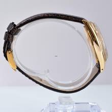 Thumbnail von Rolex Oyster Perpetual Date 1503 dove grey dial yellow gold 18KT 1969's