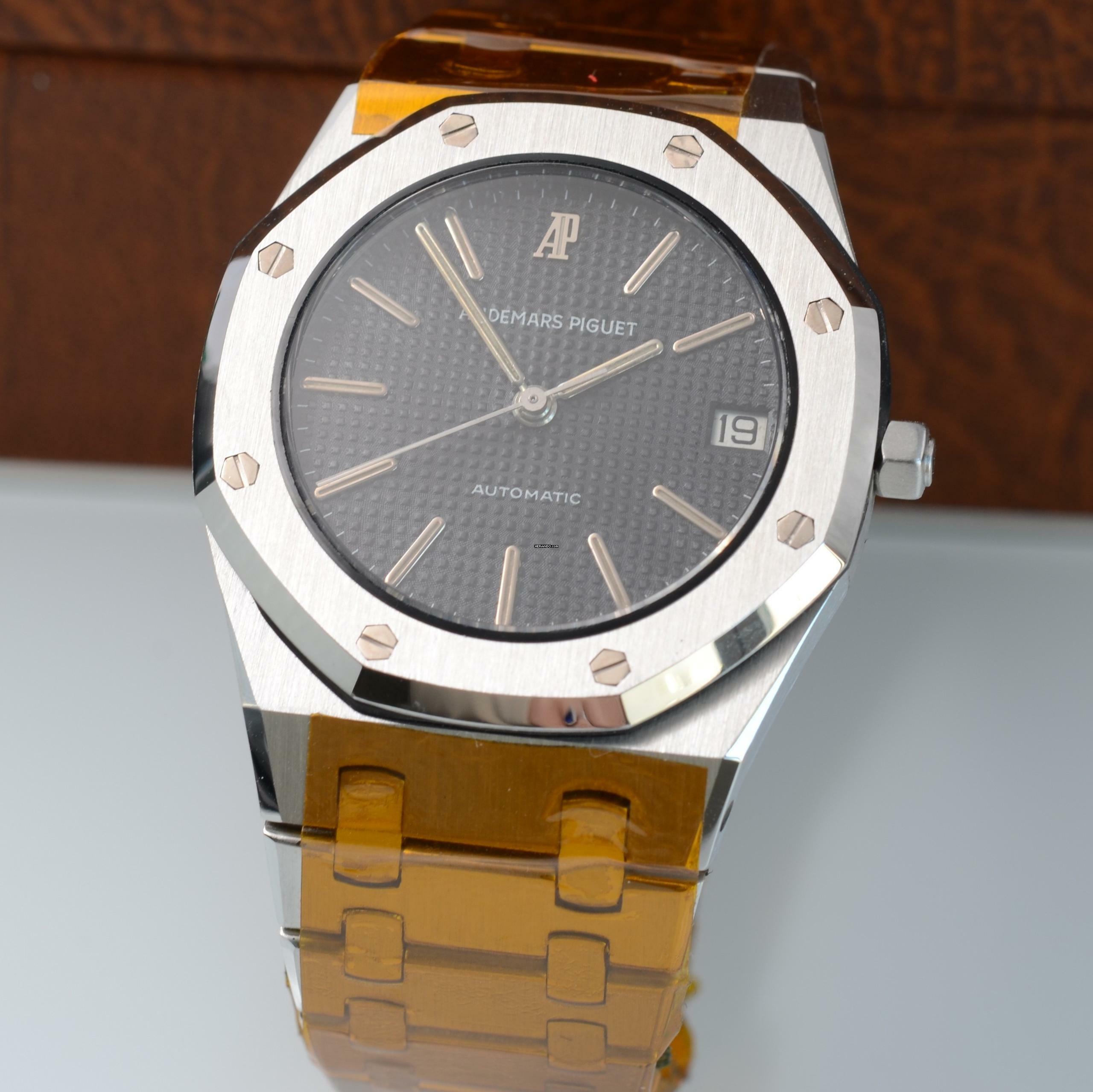Thumbnail von Audemars Piguet Royal Oak 14100ST 36MM black dial automatic 1981’s