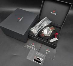 Thumbnail von Tudor Pelagos FXD M25717N-0001 Black Dial Unworn/New Condition Full Set 1-2026