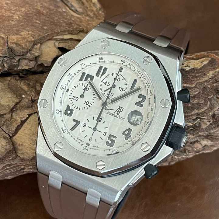  Audemars Piguet Royal Oak Offshore Chronograph Royal Oak Offshore Chrono Safari - Papiere 2005 LC100  
