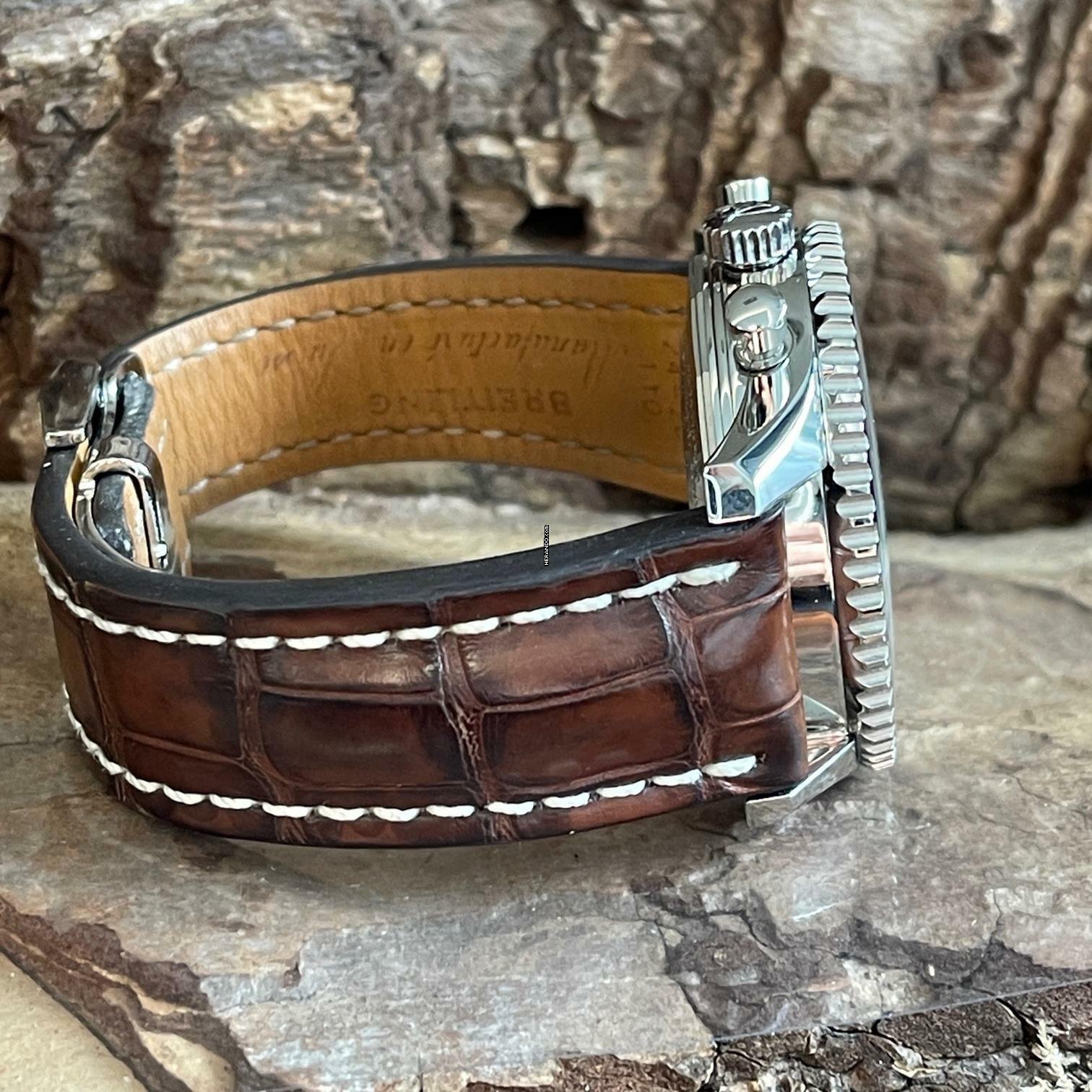 Thumbnail von Breitling Navitimer World GMT Chronograph - FULL SET 2015 - Ref. A2432212 </h1>