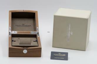 Thumbnail von Girard Perregaux Laureato Chronograph Automatik 81020-11-431-11A B&P