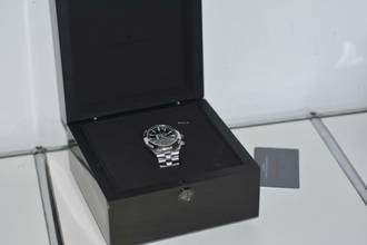 Thumbnail von Vacheron Constantin Overseas Dual Time 7900V/110A-B546 Black Dial 7900V