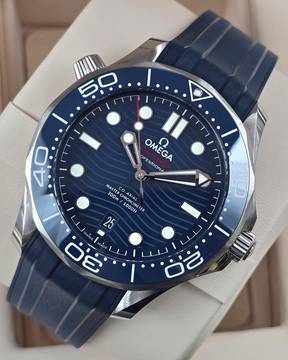  Omega Seamaster Diver 300 M 210.32.42.20.03.001 Co-Axial 42mm Blue Unworn/New Condition 4-2026 
