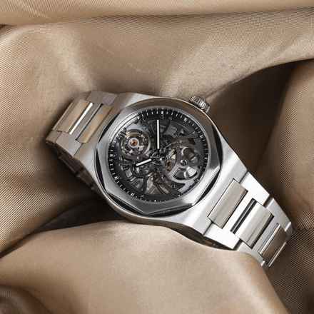  Girard Perregaux Laureato Skeleton Skeleton 