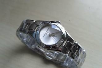 Thumbnail von Baume & Mercier Linea Damenuhr Ladies NOS New Old Stock noch teilverklebt </h1>