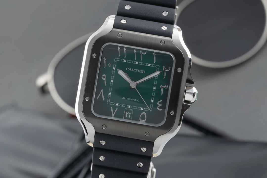  Cartier Santos Green Arabic Stahl Automatik Herrenuhr Ref. WSSA0055 B&P 2024  
