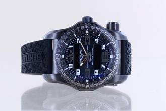 Thumbnail von Breitling Emergency II Bentayga Special Edition Superquartz Chronograph Transmitter blue MOP B+P </h1>