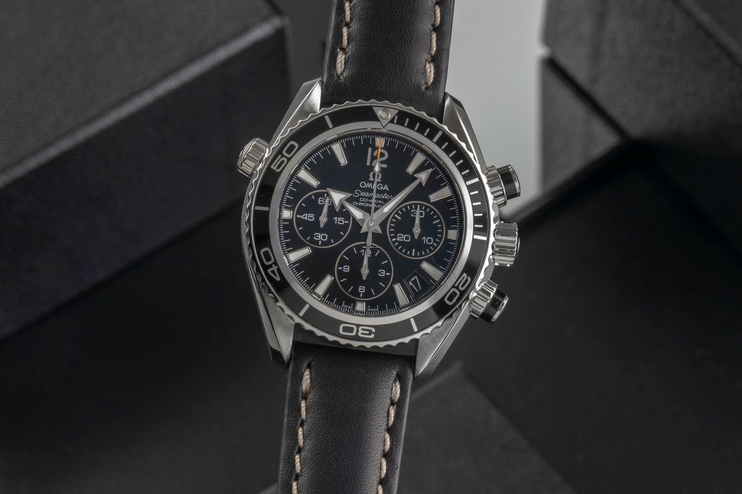  Omega Seamaster Planet Ocean Chronograph Stahl Automatik Ref. 222.32.38.50.01.001 B&P 