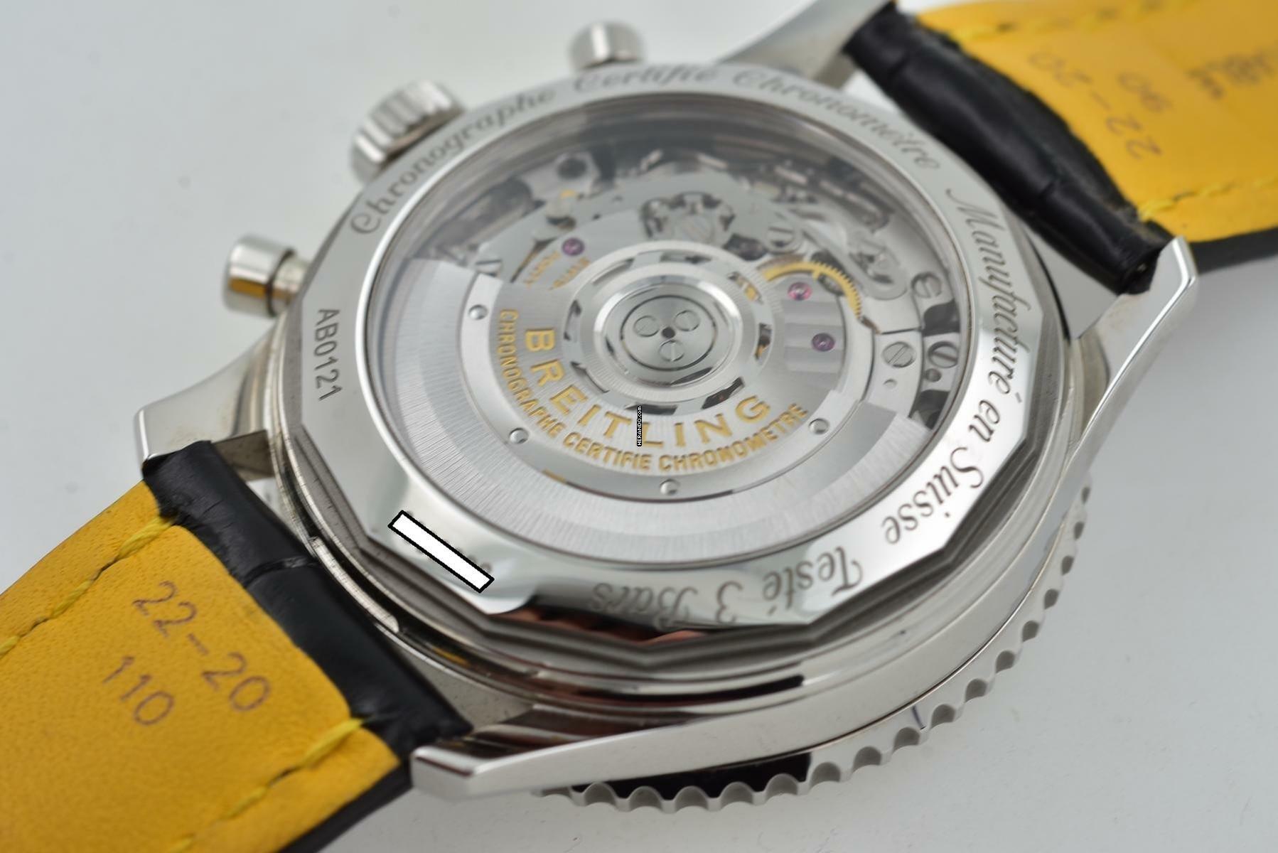 Thumbnail von Breitling Navitimer 1 B01 Chronograph 43mm AB0121211C1P3 Deployant </h1>