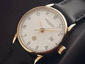 Thumbnail von Hentschel MLP Date Jubiläumsuhr 2011 Full Set wie Neu </h1>