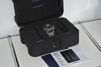 Thumbnail von Panerai Luminor Submersible Quarantaquattro Verde PAM01287 PAM 1287 Green </h1>