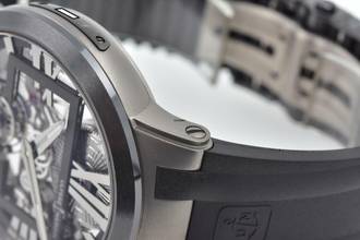 Thumbnail von Ulysse Nardin Executive Skeleton Tourbillon Titanium 1713-139 </h1>