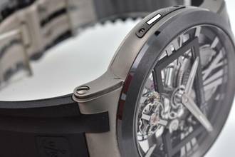 Thumbnail von Ulysse Nardin Executive Skeleton Tourbillon Titanium 1713-139 </h1>