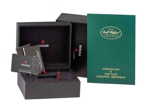  Tudor Black Bay Bronze Ref.M79250BA-00012025 Full Set Ungetragen 