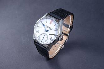 Thumbnail von Cornehl Classic Roman Lünette doppelbombiert Krone zylindrischn handgravierter Unruhkloben