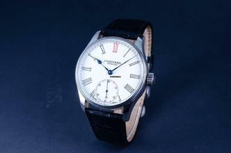 Thumbnail von Cornehl Classic Roman Lünette doppelbombiert Krone zylindrischn handgravierter Unruhkloben