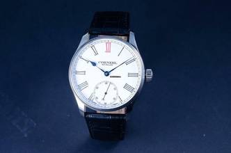 Thumbnail von Cornehl Classic Roman Lünette doppelbombiert Krone zylindrischn handgravierter Unruhkloben