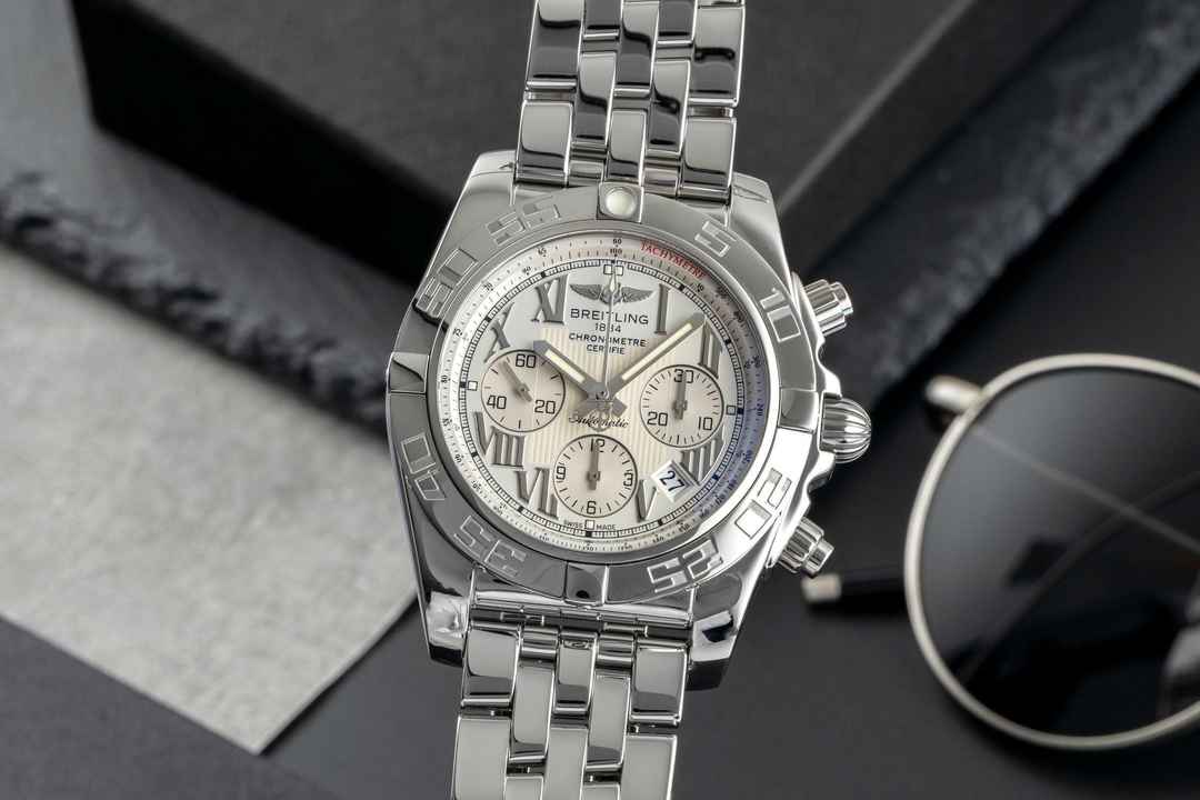  Breitling Chronomat 44 Chronograph Stahl Automatik Ref. AB011012 Papiere 2010  