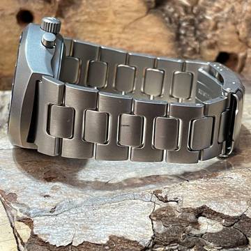  Sinn 157 Ti Titanchronograph - Ref. 157 Ti - Lemania 5100 </h1> 