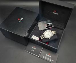 Thumbnail von Tudor Black Bay Pro 39mm GMT 79470-0004 White Dial Unworn/New Condition Full Set 12-2025