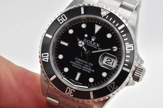 Thumbnail von Rolex Submariner Date 16610 - LC170 Stickered Stickers Rehaut Full Set Random </h1>