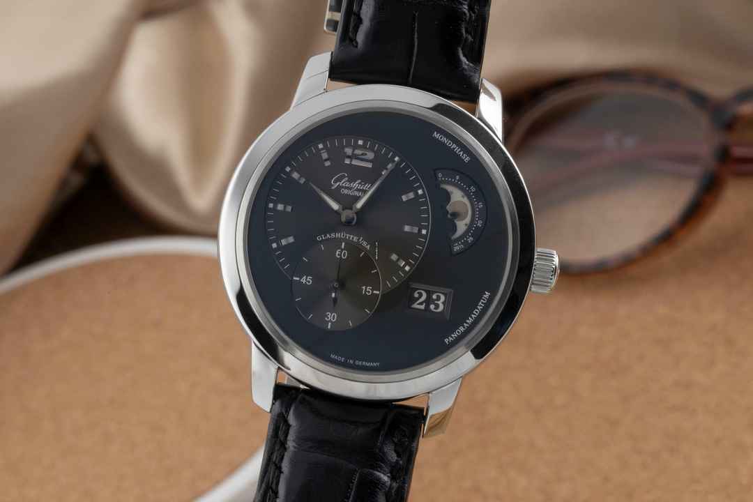  Glashütte Original PanoMaticLunar XL Edelstahl Automatik Herrenuhr Ref. 90-02-36-12-05  