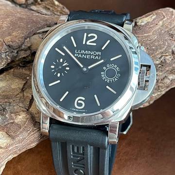  Panerai Luminor Marina 8 Days Luminor Marina 8 Giorni - FULLSET 2016 LC100 - Ref. PAM00590 </h1> 