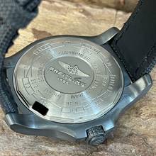 Thumbnail von Breitling Avenger Blackbird Avenger Blackbird 48 - FULLSET 2019 LC00 - Titan DLC - Ref. V1731010