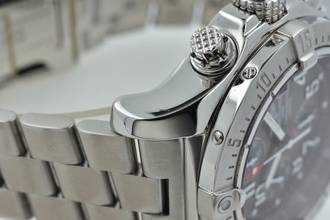 Thumbnail von Breitling Avenger Skyland Chronograph A13380 - Breitling Service 07/2025