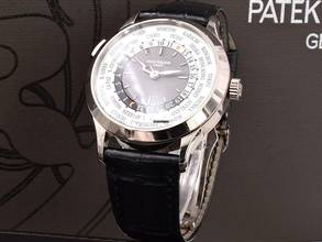 Thumbnail von Patek Philippe World Time 5230g-001 White Gold - Full Set 2019