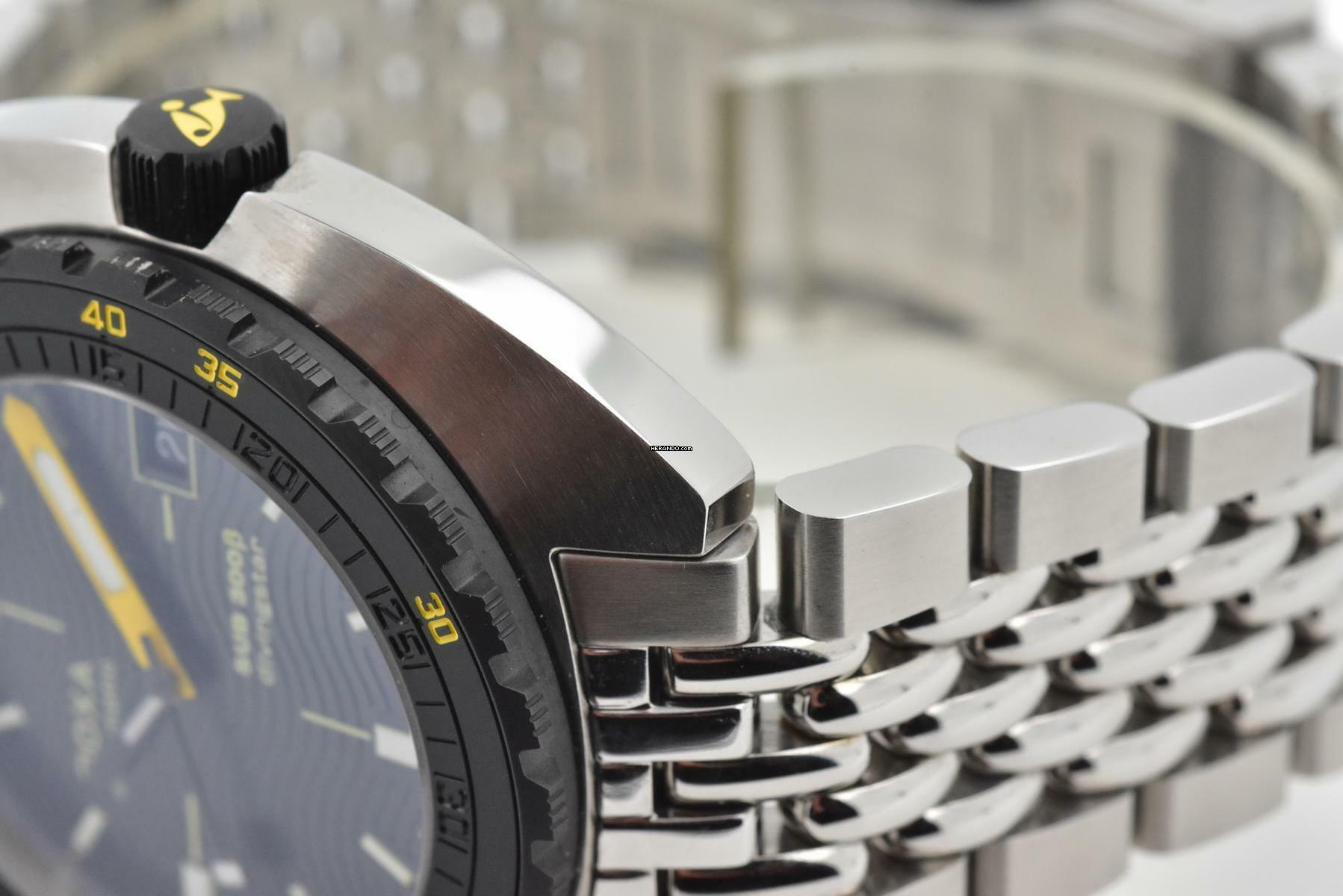  Doxa Sub 300 Divingstar 830.10.361.10 Black Dial 