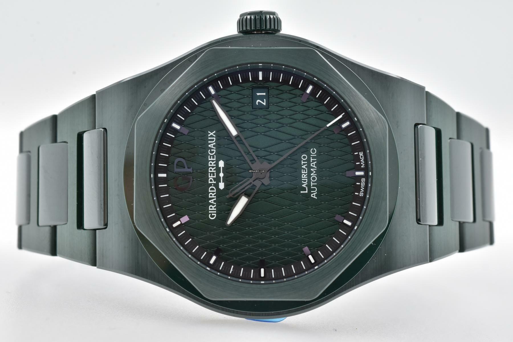  Girard Perregaux Laureato Aston Martin Limited 81005-32-3080-1CX Green Ceramic  