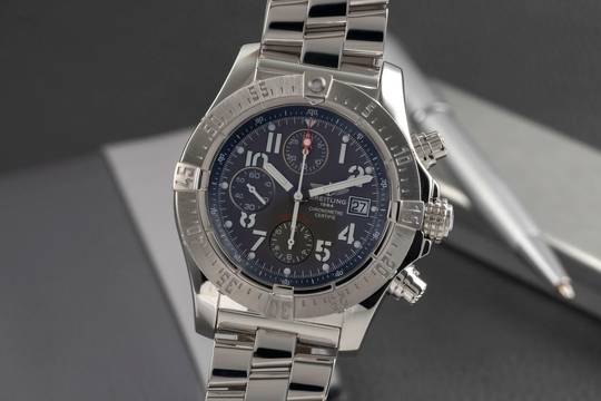  Breitling Avenger Skyland 45 Chronograph Automatik Stahl Ref. A13380  