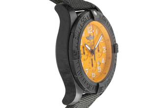 Thumbnail von Breitling Avenger Hurricane 12H Chronograph Breitlight XB0170E41B1W1 Papiere
