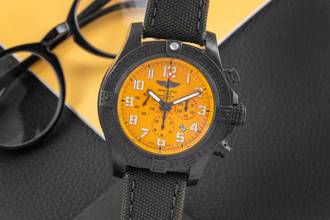 Thumbnail von Breitling Avenger Hurricane 12H Chronograph Breitlight XB0170E41B1W1 Papiere