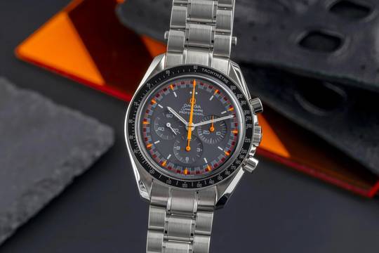  Omega Speedmaster Racing Japan Racing Dial Chronograph Herrenuhr Ref. 3570.40.00  
