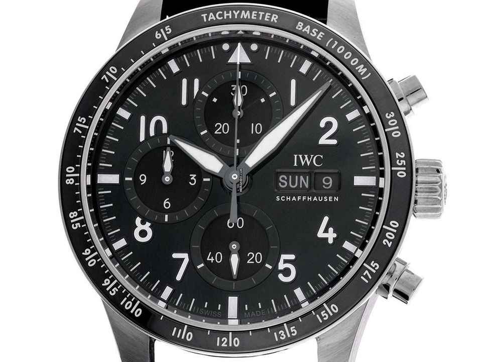  IWC Fliegeruhr Chronograph Pilot’s Watch Performance Chronograph AMG Ref.IW38805 2025 Full Set Ungetragen 