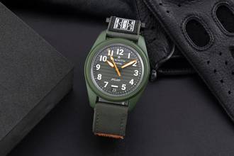 Thumbnail von Zenith Pilot Porter Ltd. Keramik Automatik Ref. 49.4001.3620/63.I001 B&P 2025