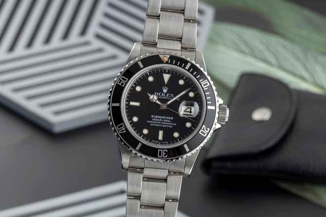  Rolex Submariner Date Automatik Edelstahl Herrenuhr Oyster Perpetual Ref. 16800  