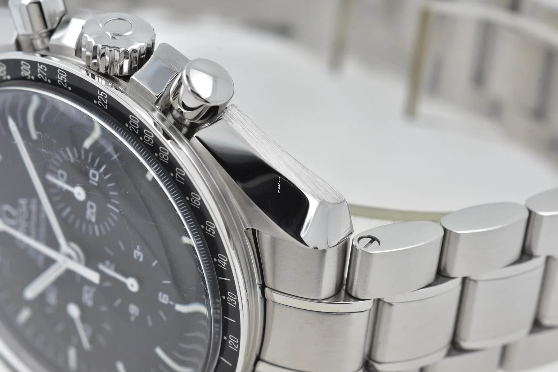  Omega Speedmaster Professional Moonwatch 31130423001005  