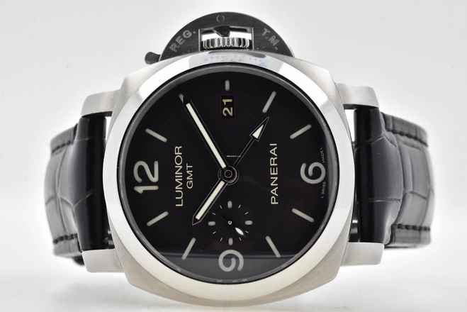  Panerai Luminor 1950 3 Days GMT Automatic Marina 1950 3 Days GMT PAM 320 PAM00320  