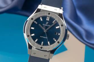 Thumbnail von Hublot Classic Fusion Blue Titan Automatik Herrenuhr Ref. 565.NX.7170.LR