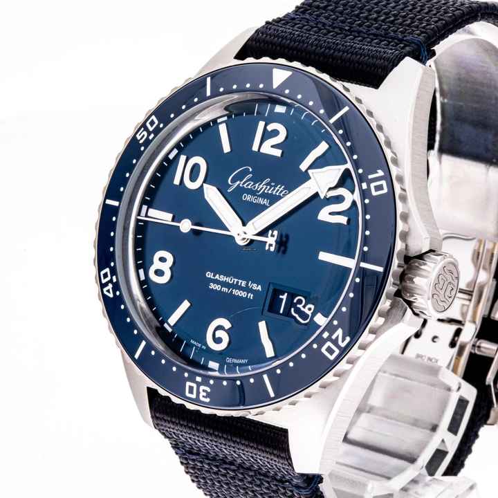  Glashütte Original SeaQ Panoramadatum Panorama Date 43 Blue – 1-36-13-02-81-34 – like NEW – 2022 Full Set 